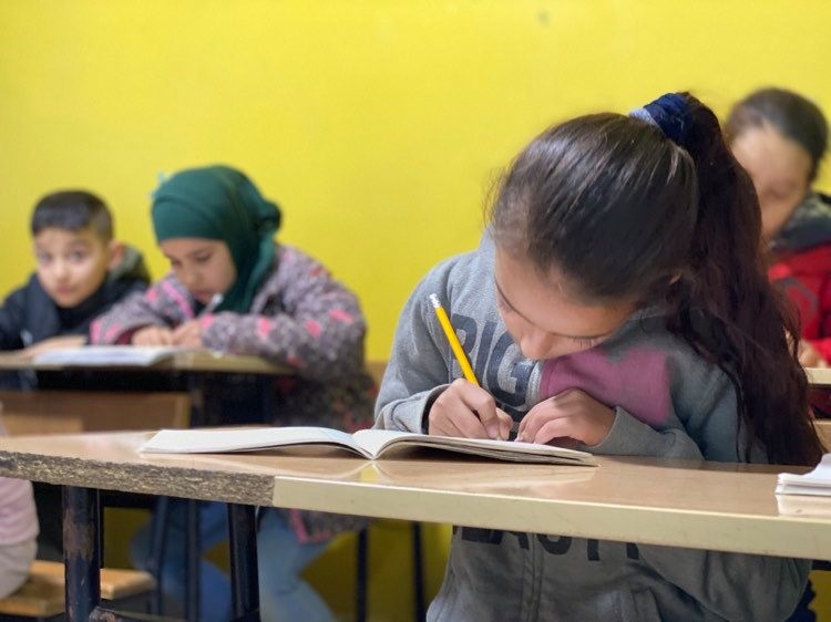Éducation des enfants syriens au Liban, avec SB OverSeas